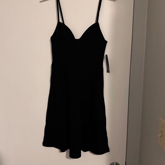 NWT Women’s black dress - Picture 2 of 5